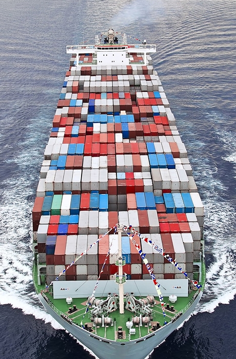 Морські контейнерні перевезення з TEUS