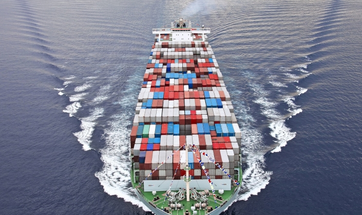 Морські контейнерні перевезення з TEUS