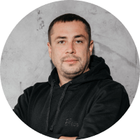 Максим Комар